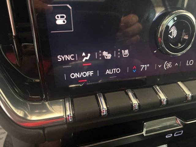 2025 Gmc Yukon Denali photo 21