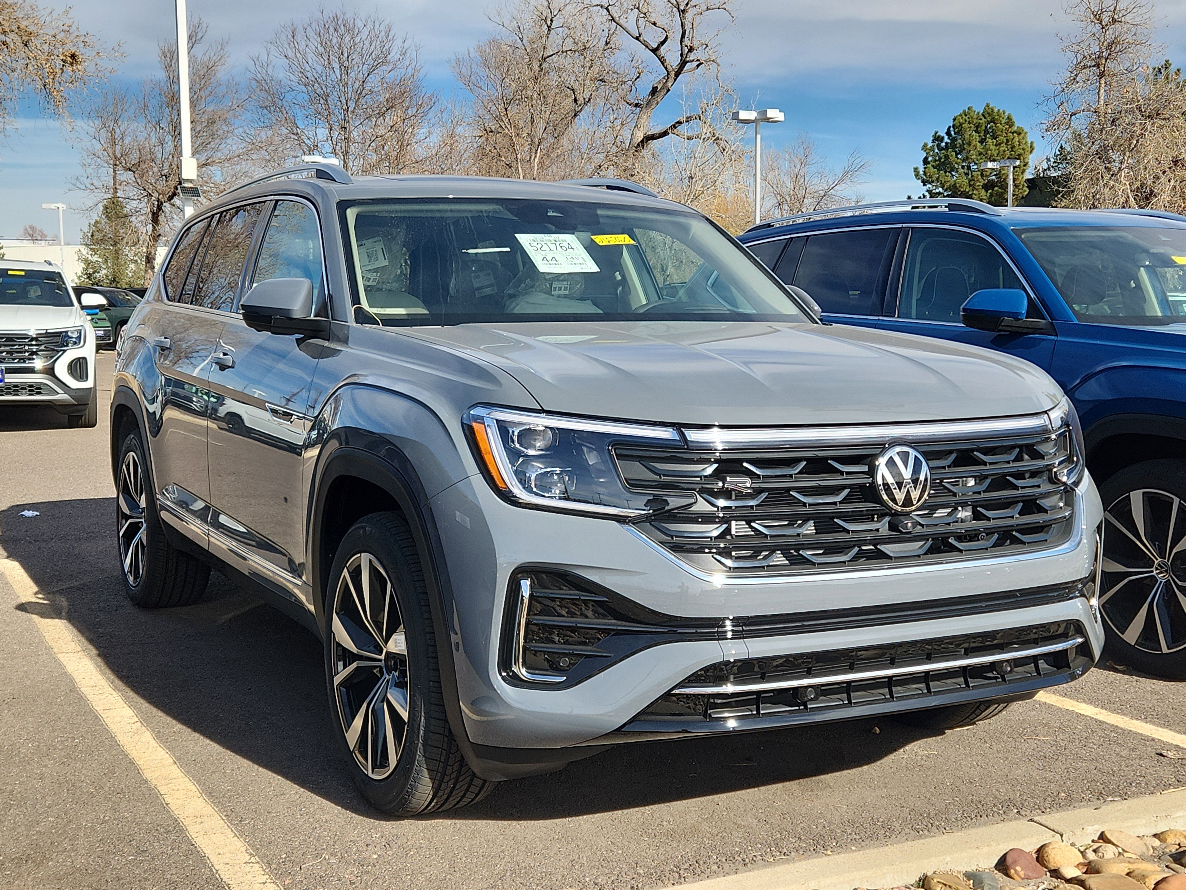 2026 Volkswagen Atlas SEL Premium R-Line's photo