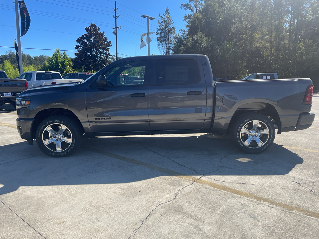 2026 Ram 1500 Express photo 4