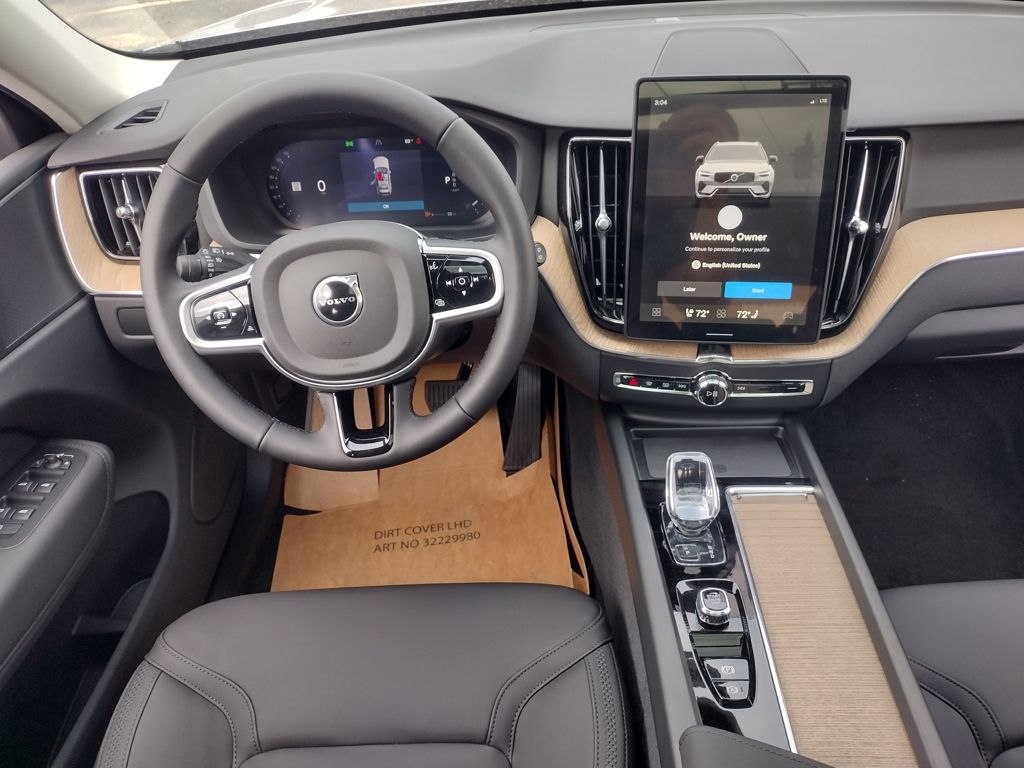 2026 VOLVO XC60 - Image 23