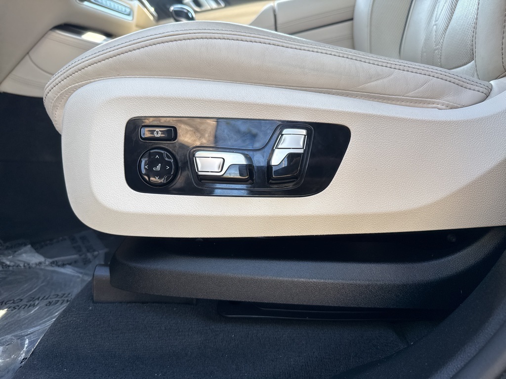 2020 Bmw X5 M50i photo 15