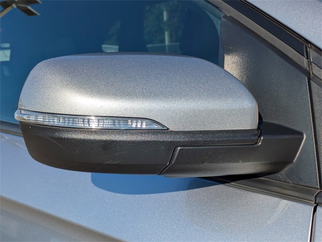 2022 Ford Edge ST photo 12