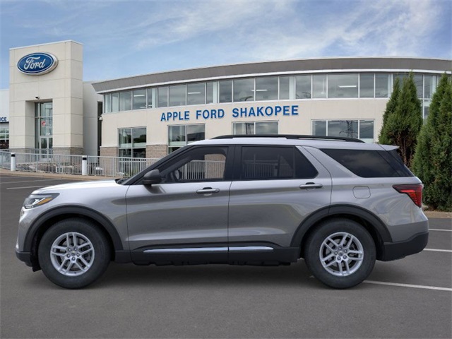 2025 Ford Explorer photo 5