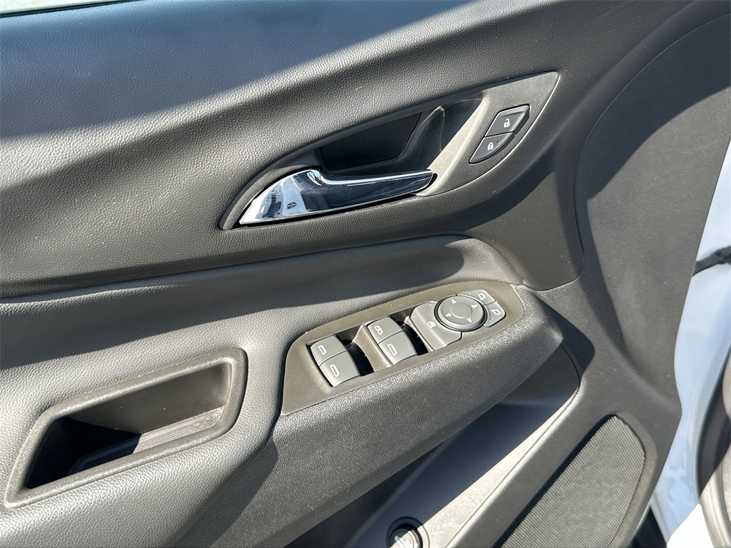 2022 CHEVROLET EQUINOX - Image 19