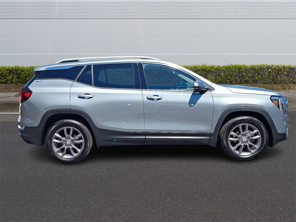 2023 Gmc Terrain SLT photo 6
