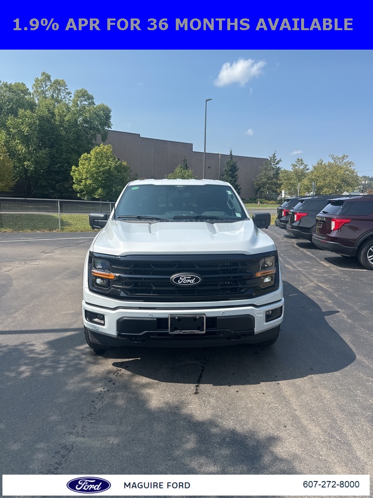 2025 Ford F-150 XLT photo 2