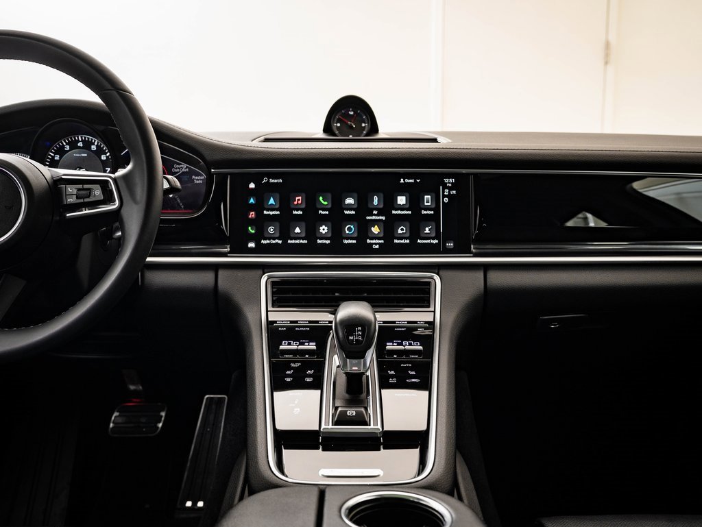 2022 Porsche Panamera 4S Executive photo 6