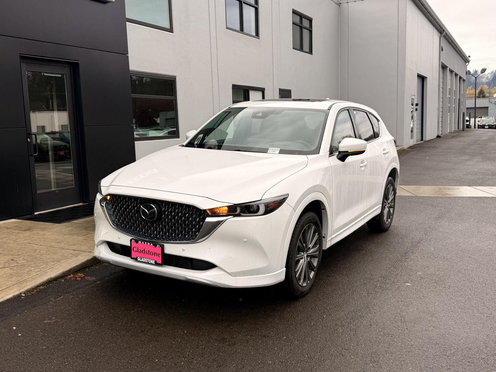 2025 Mazda CX-5 2.5 Turbo Signature photo 2