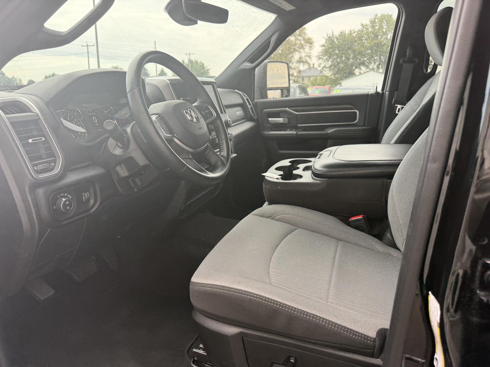 2024 Ram 2500 Big Horn photo 11