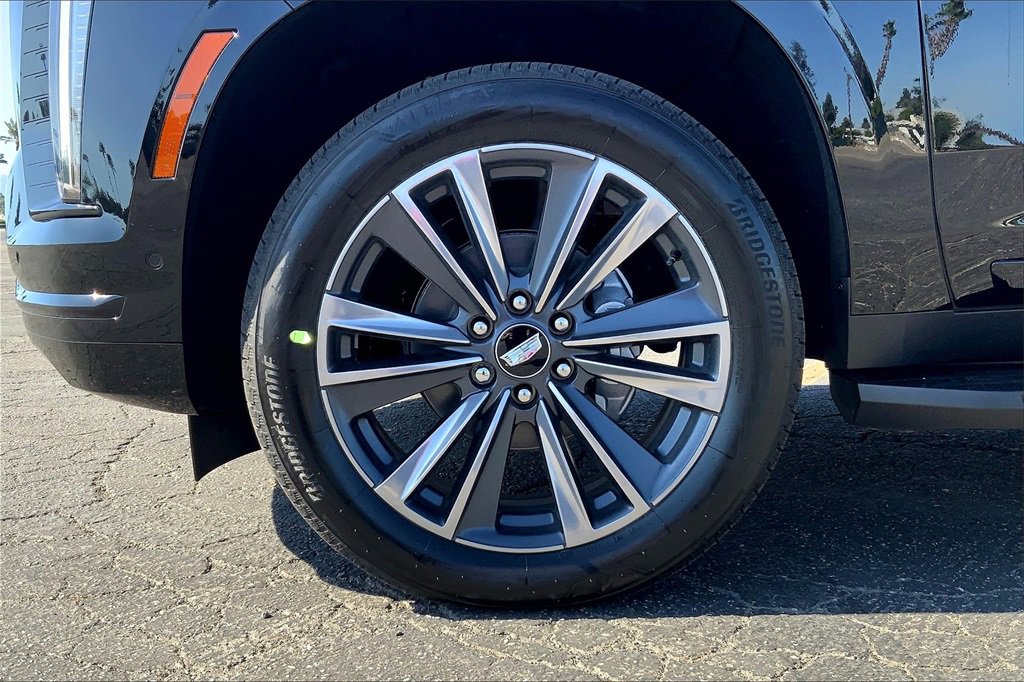 2025 Cadillac Escalade Sport photo 9