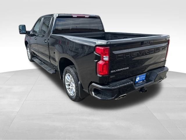 2022 Chevrolet Silverado 1500 RST photo 2