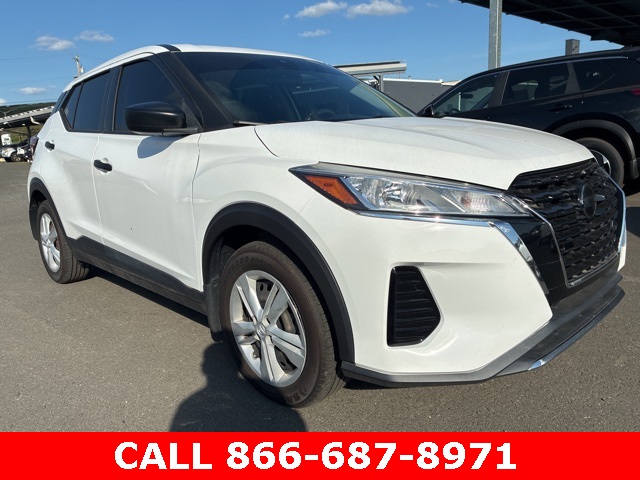 2021 Nissan Kicks S photo 2