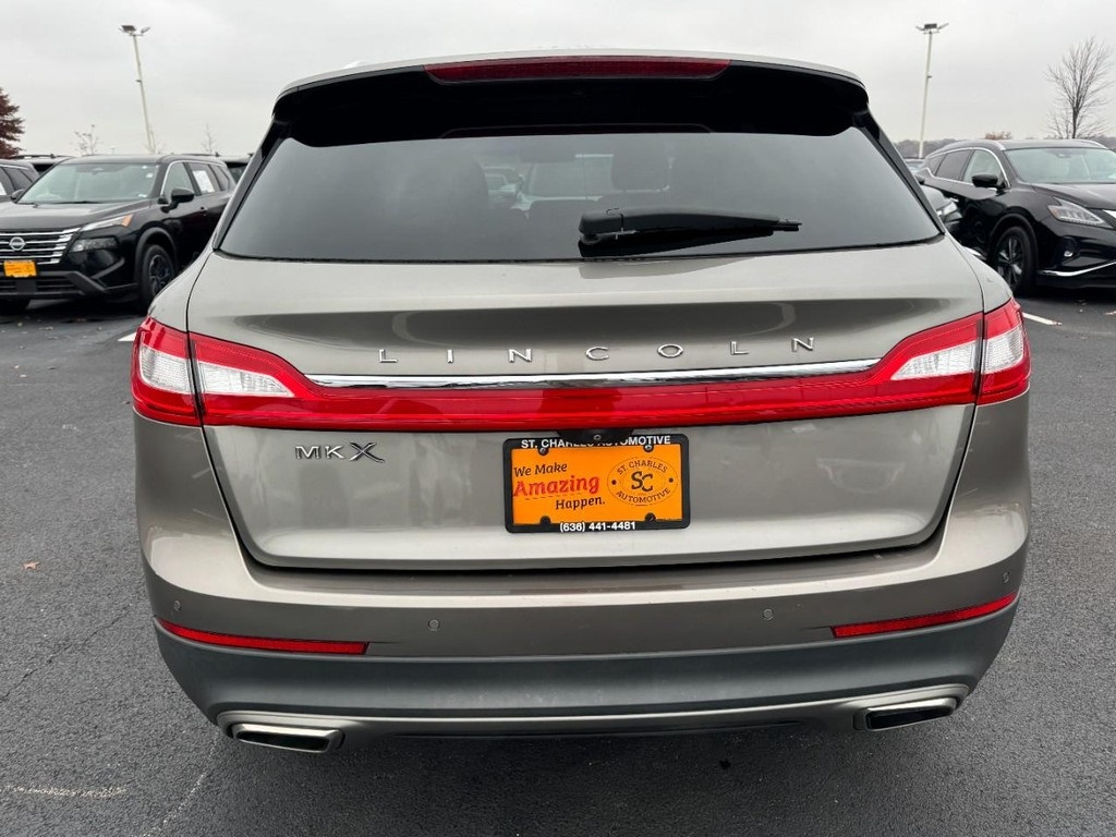 2017 Lincoln MKX Select photo 3