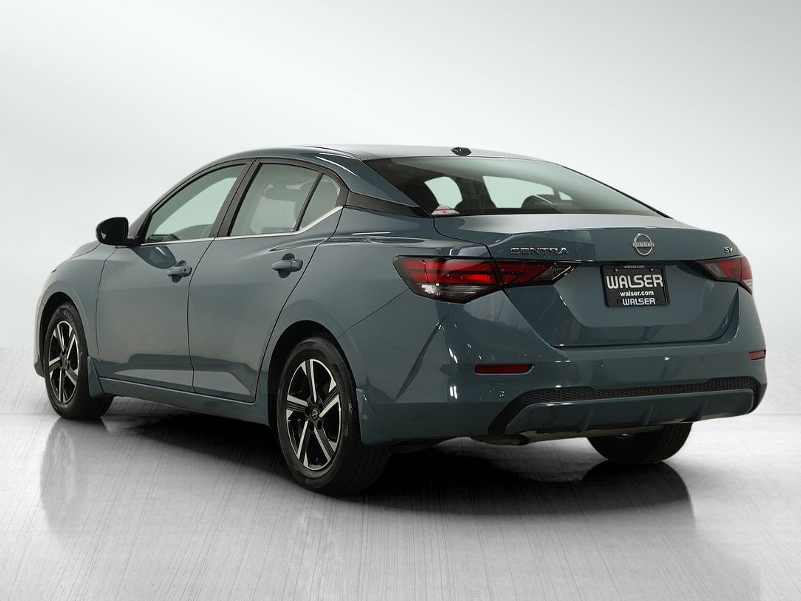 2024 Nissan Sentra SV photo 3