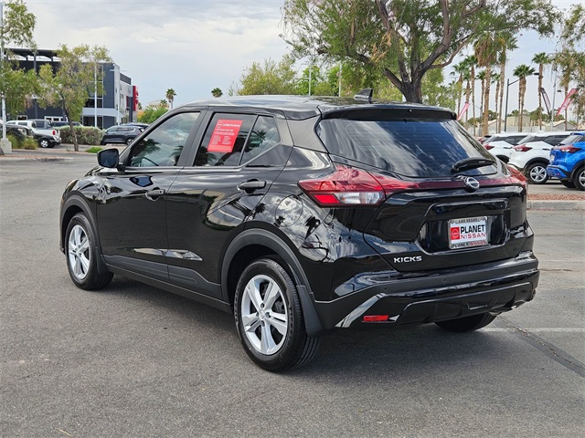 2025 Nissan Kicks Play S photo 10