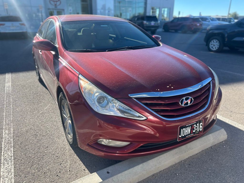 2013 Hyundai Sonata GLS photo 2