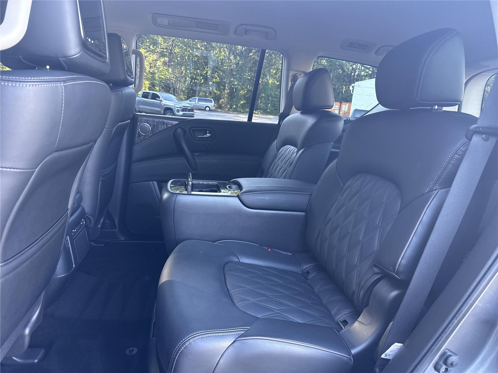 2022 Nissan Armada Platinum photo 9