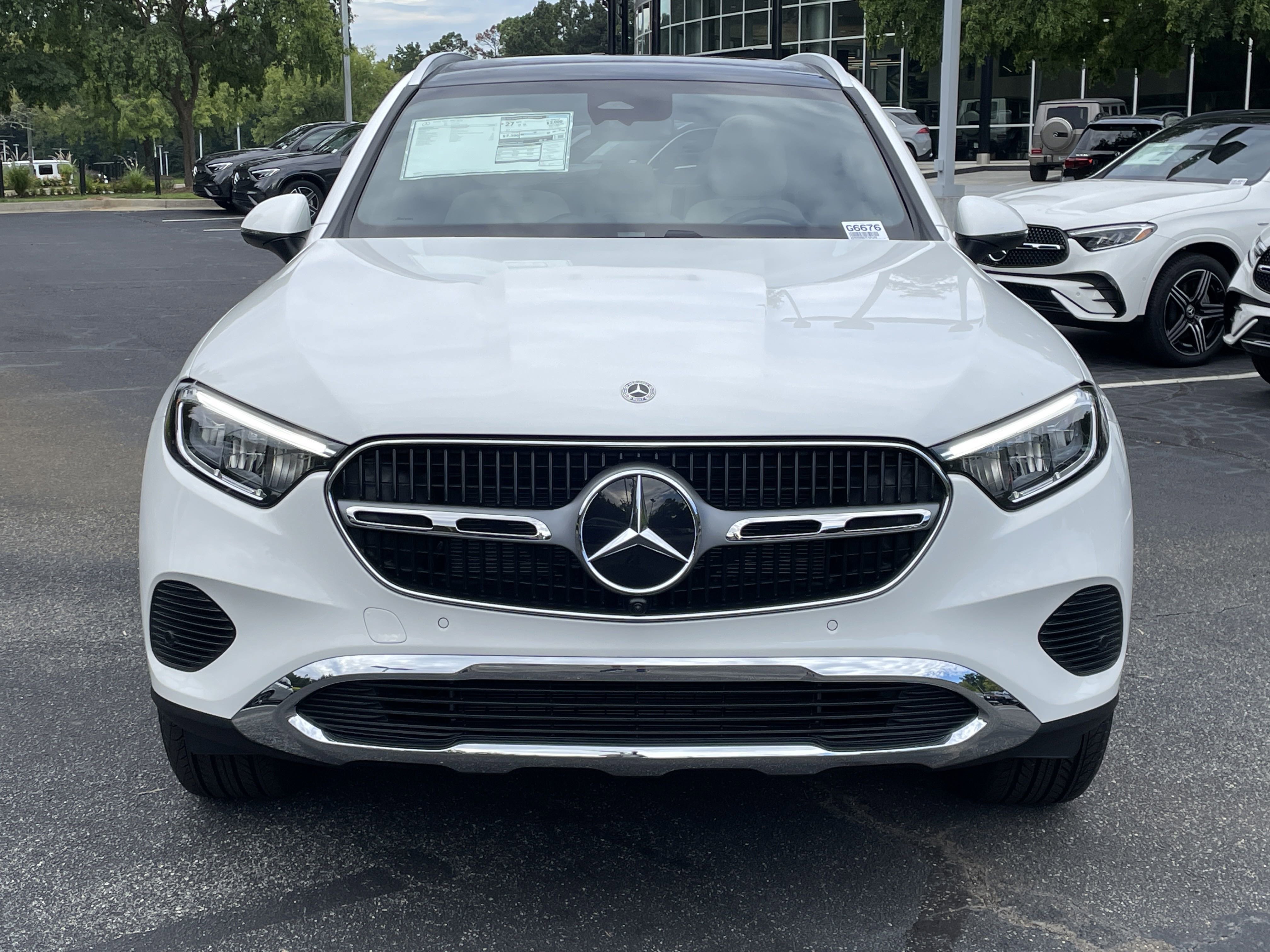 2026 Mercedes Benz GLC 300 photo 2