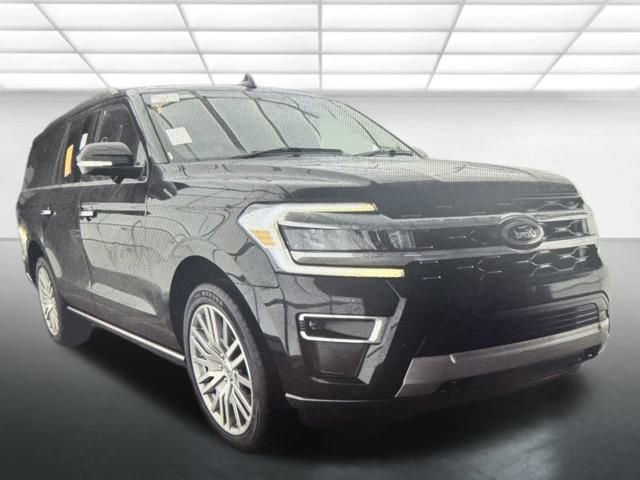 2023 Ford Expedition Limited's photo
