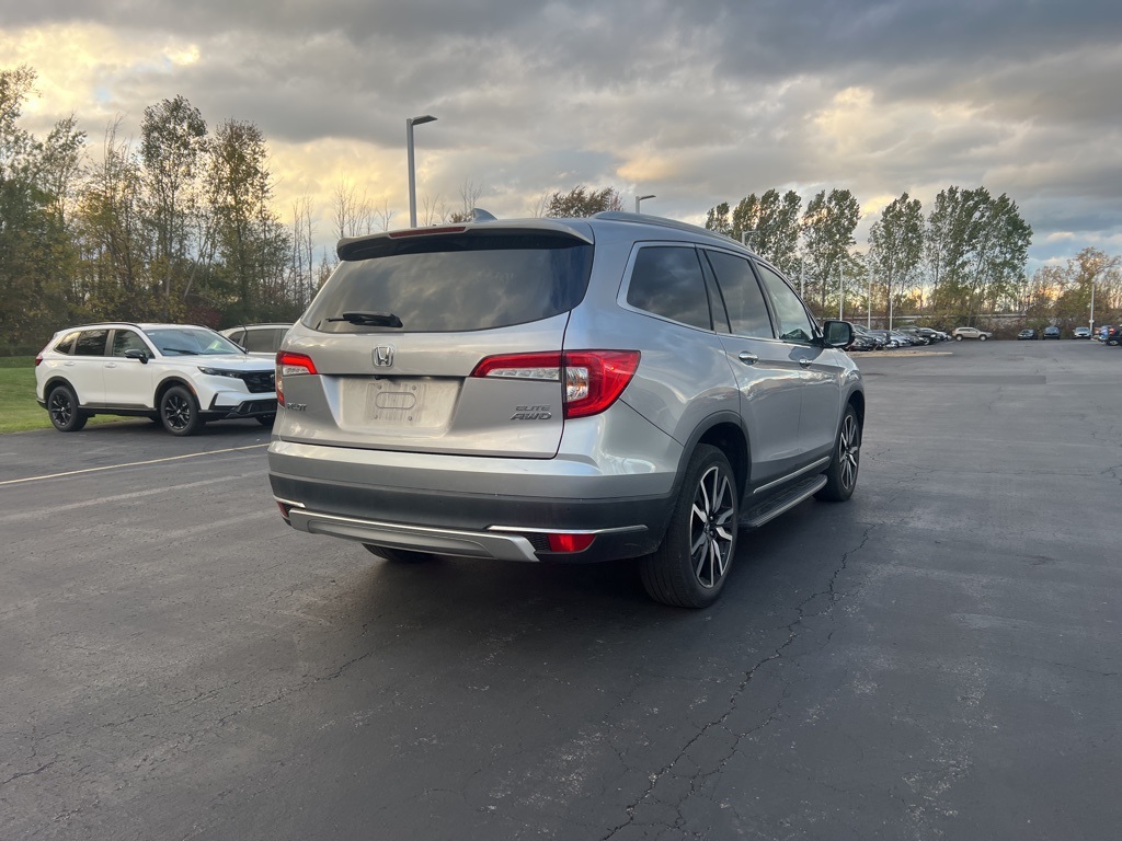 2022 Honda Pilot Elite photo 3