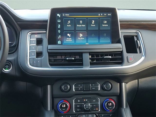 2023 Chevrolet Suburban Z71 photo 13