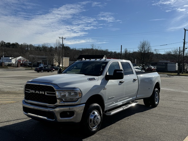 2024 RAM Ram 3500 Pickup Big Horn's photo