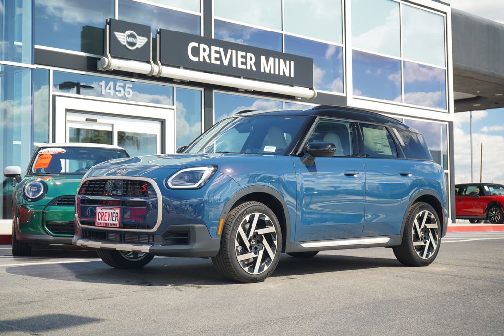 2026 MINI Countryman S's photo
