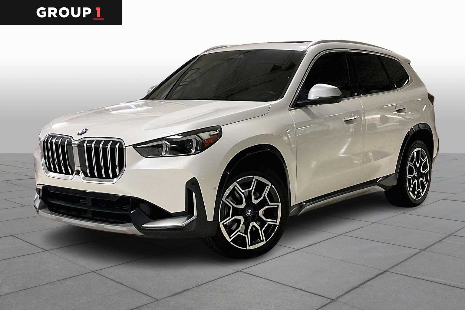 2023 BMW X1 28i's photo