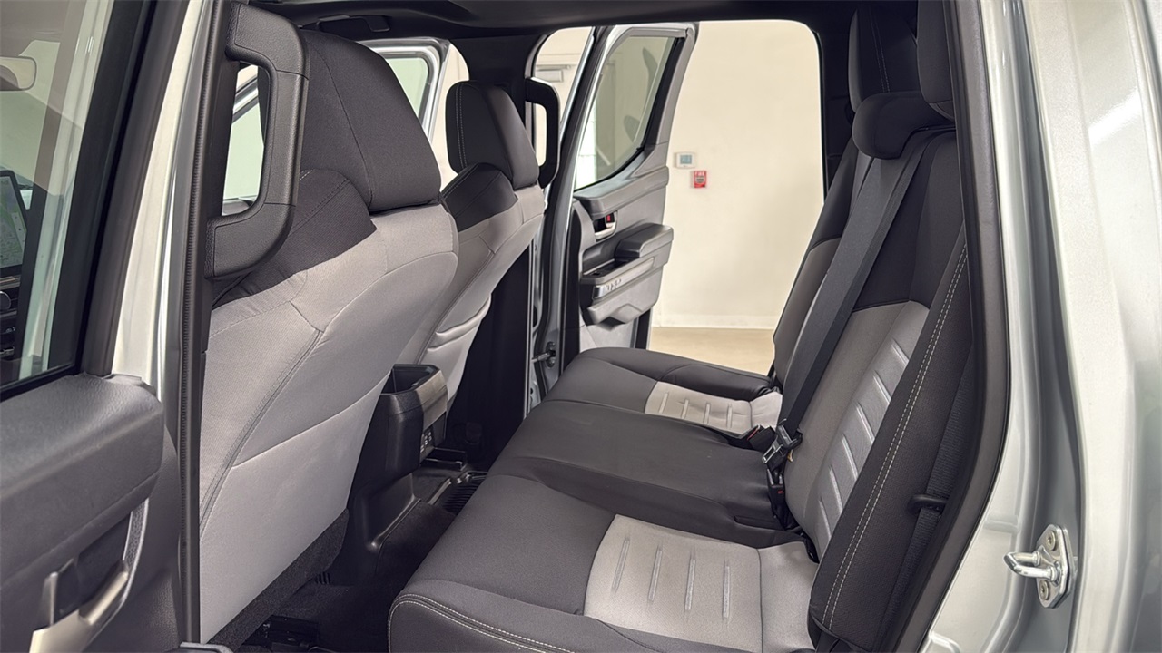 2024 Toyota Tacoma TRD photo 14