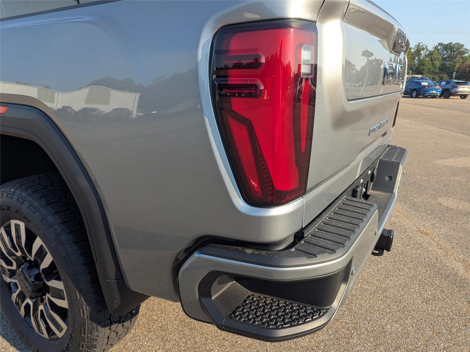2025 Gmc Sierra 2500 HD Denali Ultimate photo 11