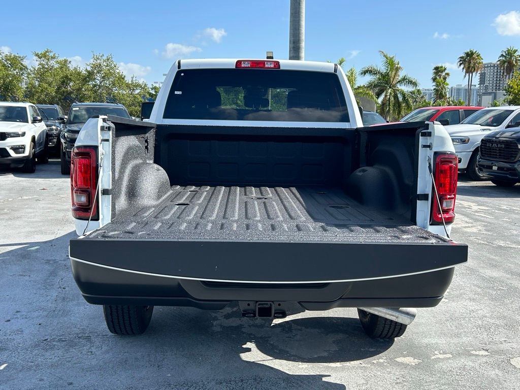 2025 Ram 2500 Tradesman photo 18
