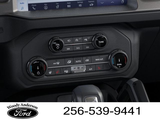 2025 Ford Bronco Outer Banks photo 14