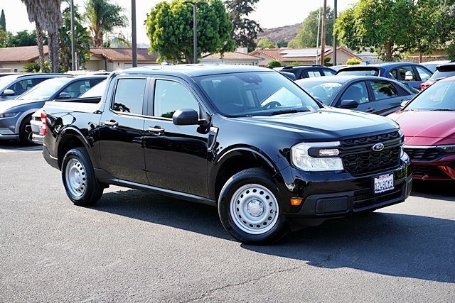 2024 Ford Maverick XL photo 2