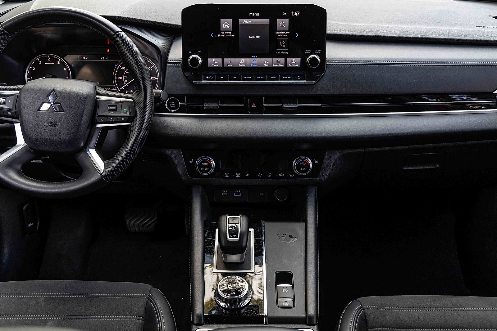2024 Mitsubishi Outlander SE photo 11