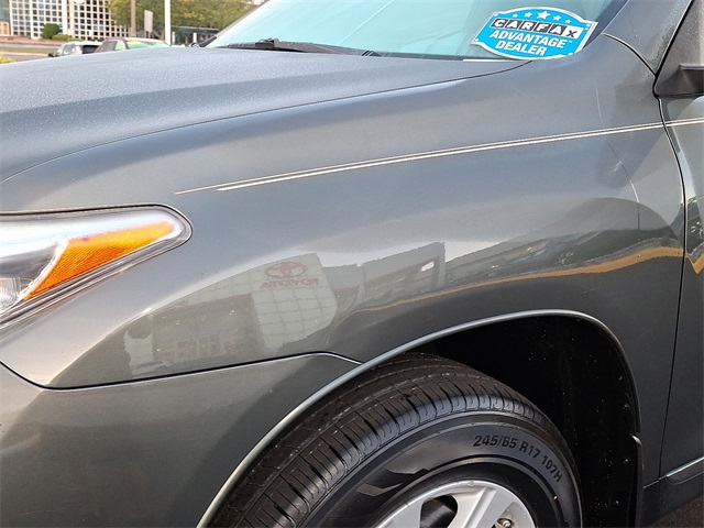 2013 Toyota Highlander Base Plus photo 10