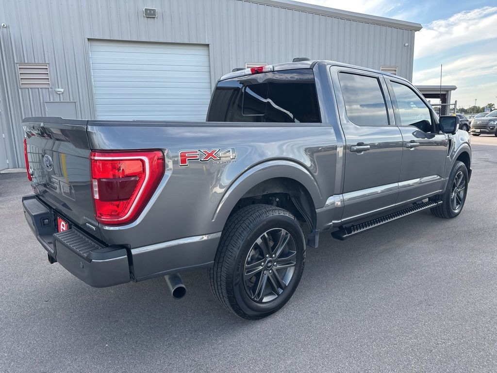 2021 Ford F-150 XLT photo 7