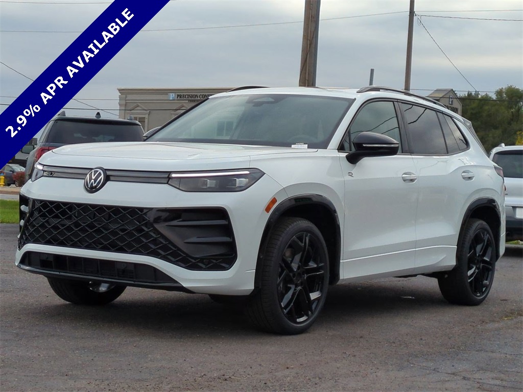 2025 Volkswagen Tiguan SE R-Line Black photo 3