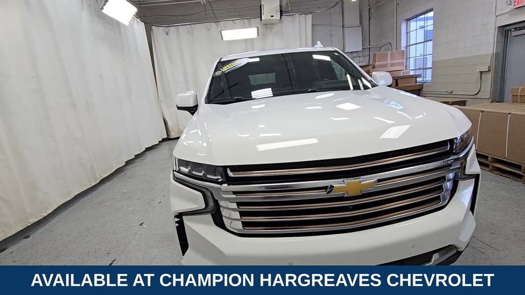 2023 Chevrolet Suburban High Country photo 2