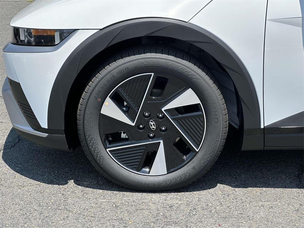 2025 Hyundai Ioniq 5 SEL photo 10