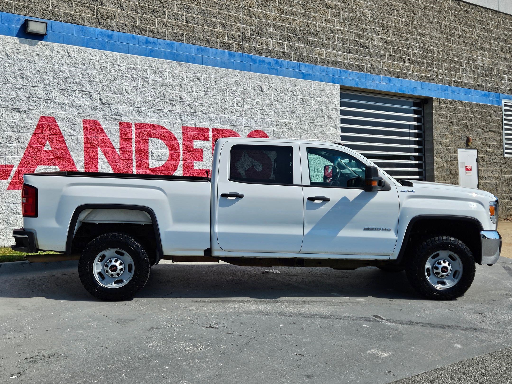 2019 Gmc Sierra HD Base photo 8