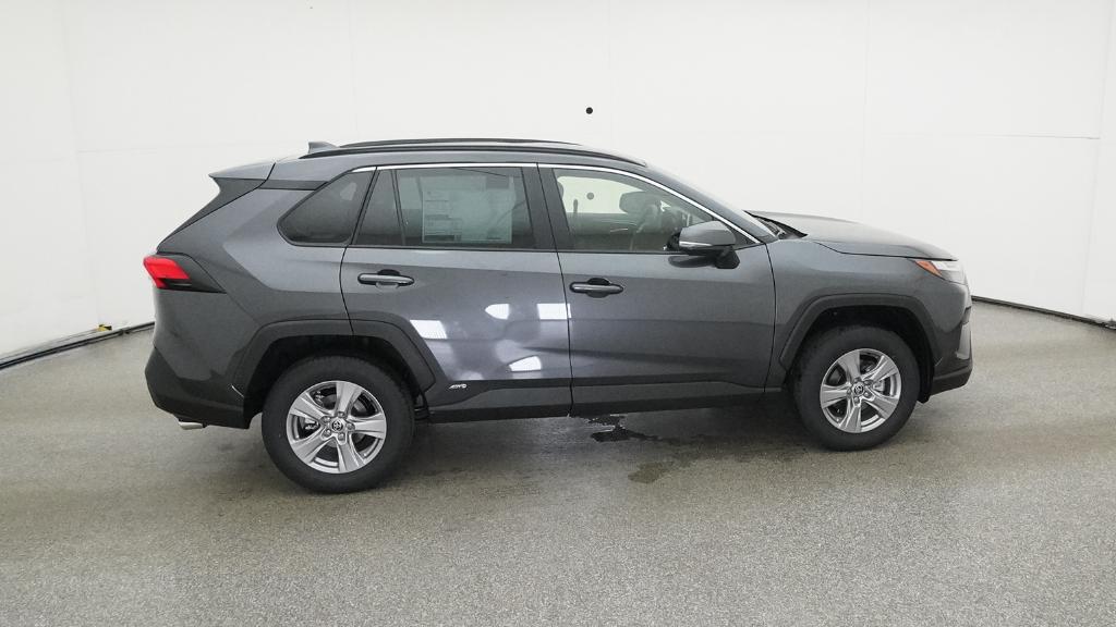 2025 Toyota RAV4 Hybrid XLE photo 25
