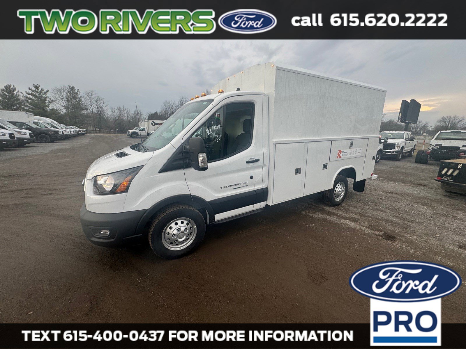 2024 Ford Transit Cutaway Base's photo