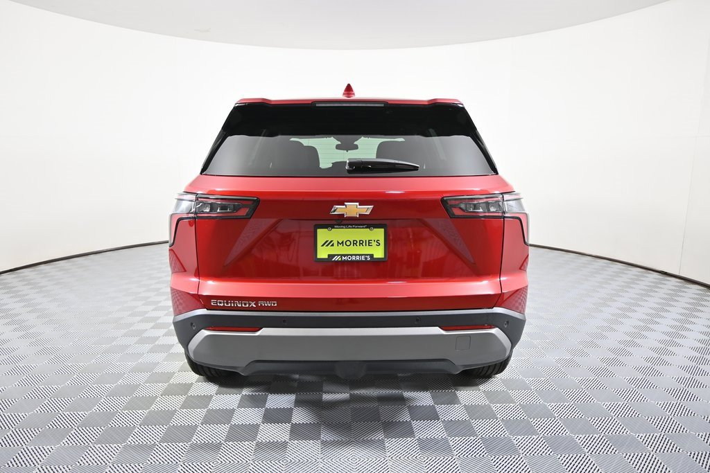 2026 Chevrolet Equinox LT photo 4