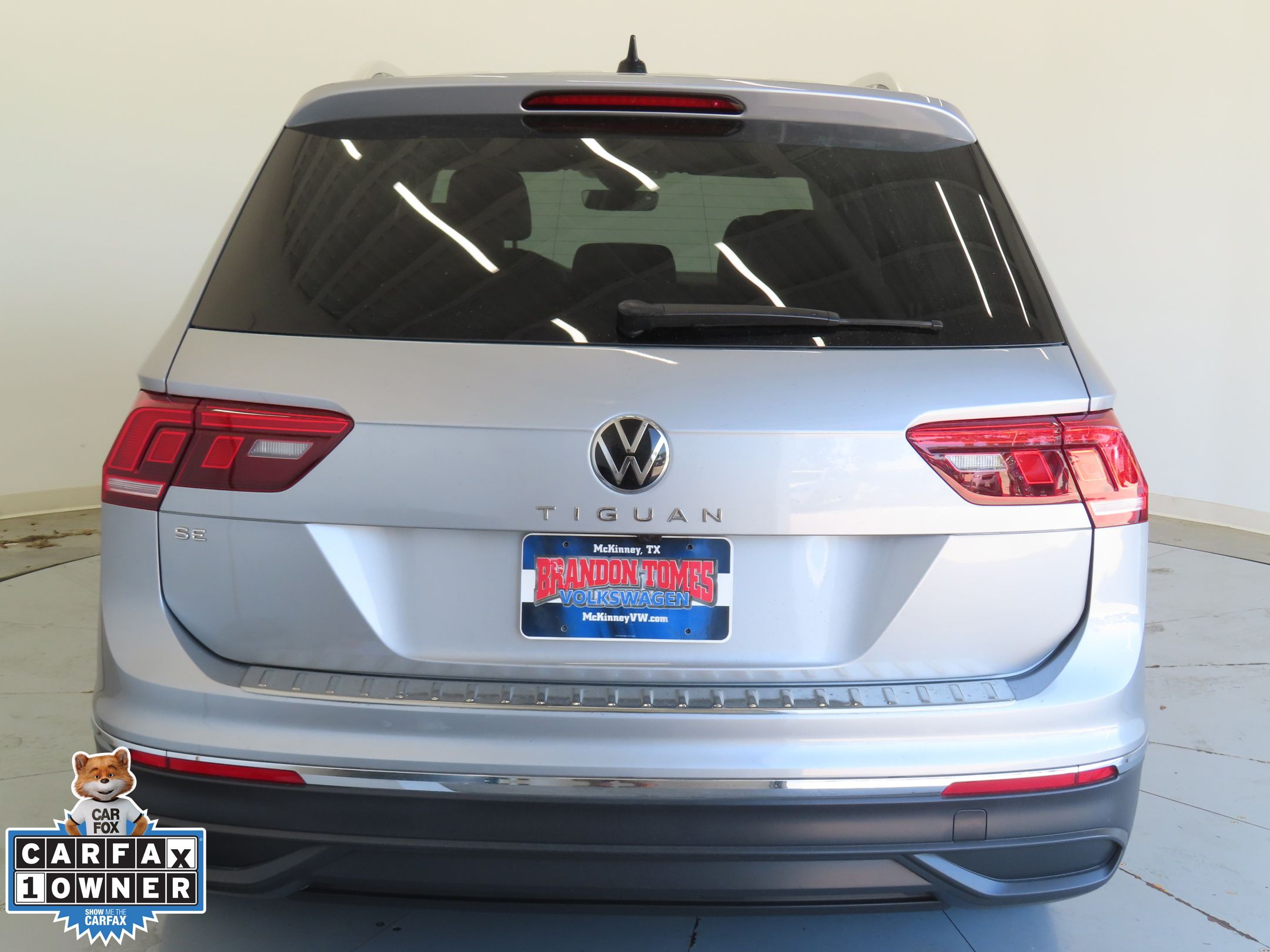 2023 Volkswagen Tiguan SE photo 4
