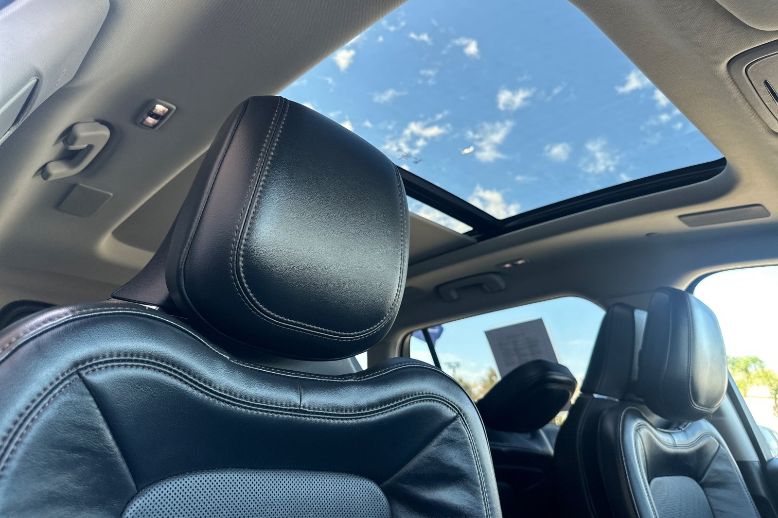 2025 Lincoln Aviator Reserve photo 18