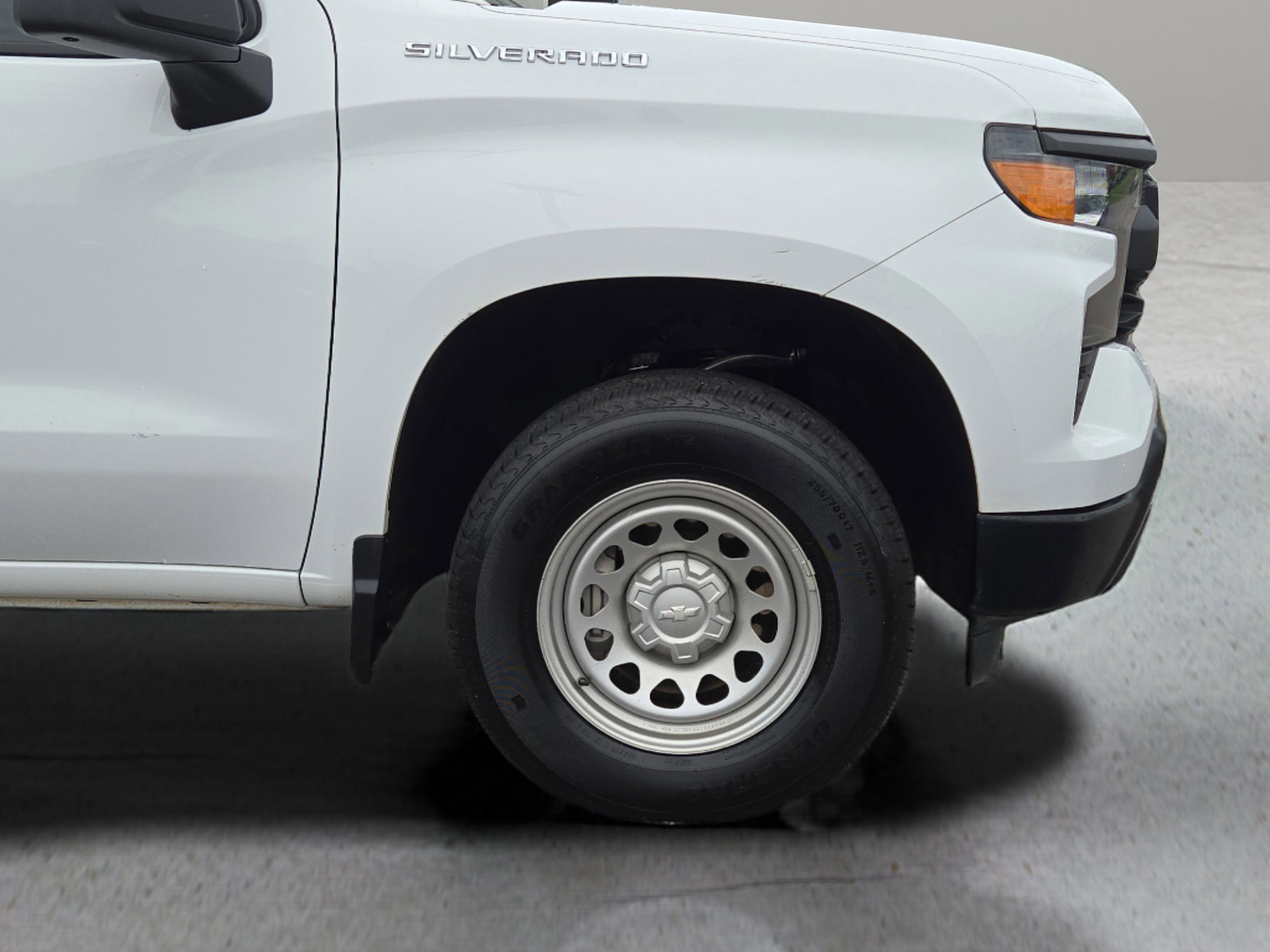 2024 Chevrolet Silverado 1500 Work Truck photo 5