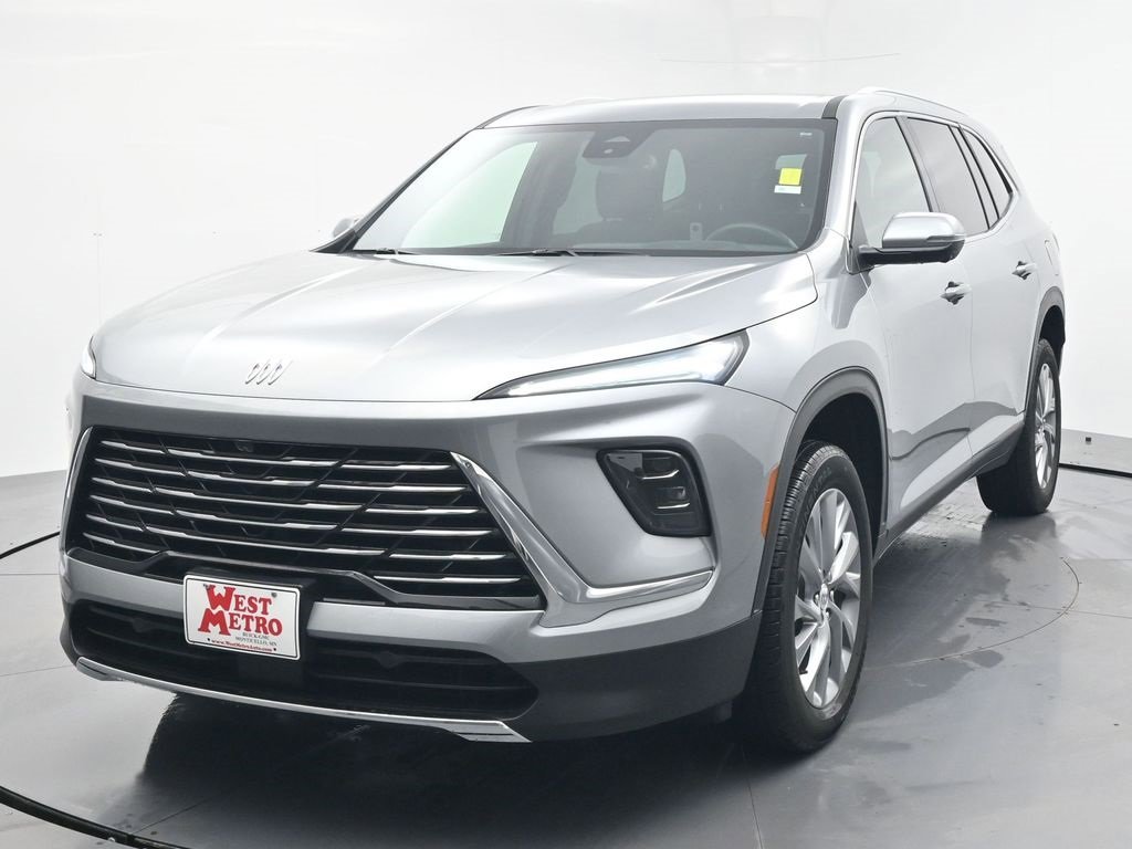 Used 2025 Buick Enclave Preferred with VIN 5GAEVARS6SJ227872 for sale in Monticello, Minnesota