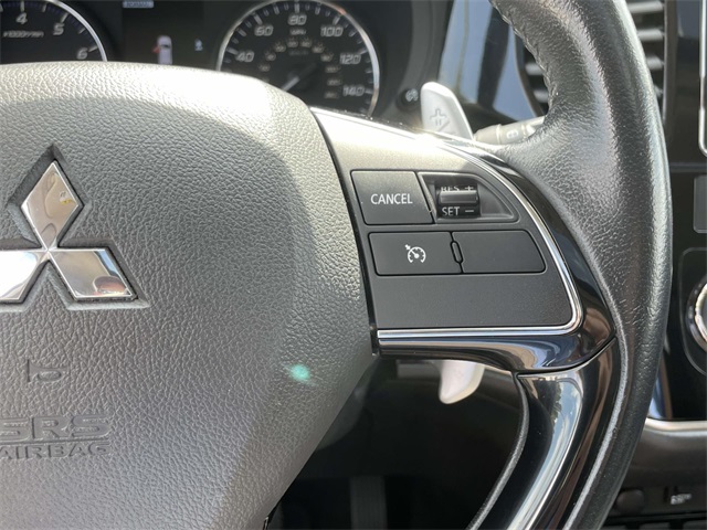 2017 Mitsubishi Outlander GT photo 28