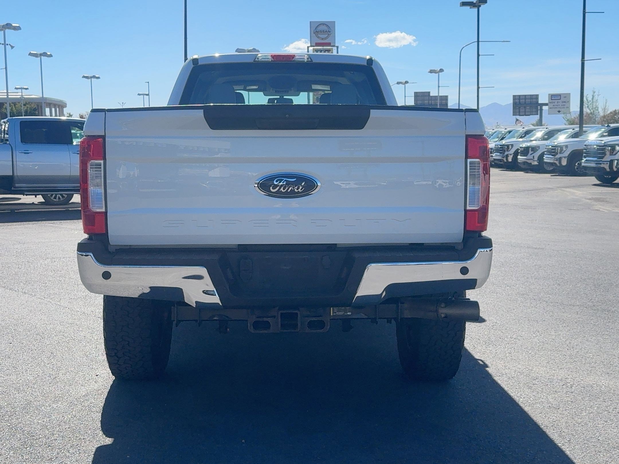 2017 Ford F-350 XL photo 4