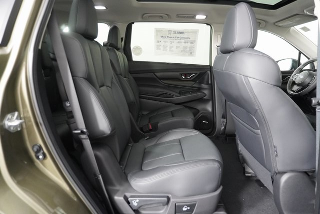 2025 Subaru Ascent Onyx Edition Touring photo 24
